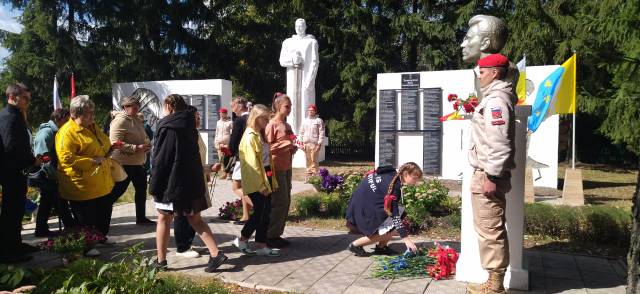 100-летие со дня рождения Героя Советского Союза, молодогвардейца И.А. Земнухова.